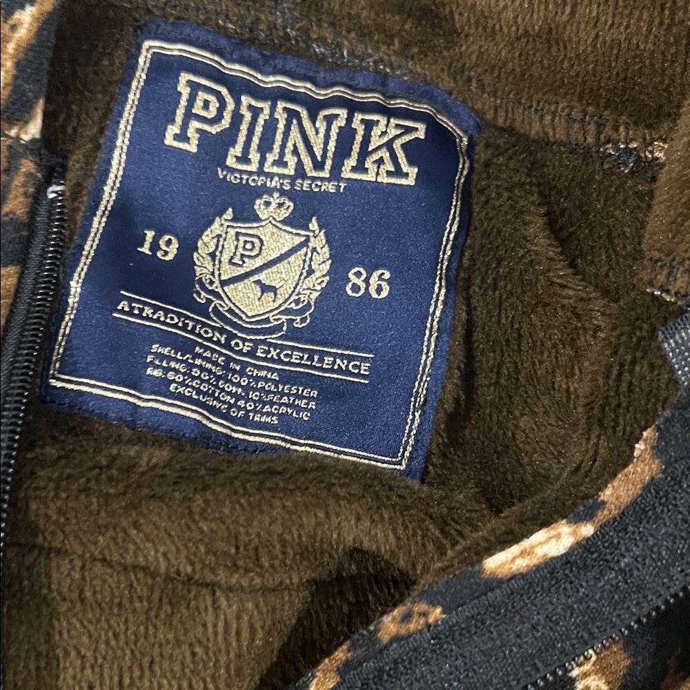 Custom Made Sweater - Picture 4 of 9